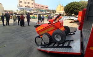 EXCLUSIVE: Ahmedabad Fire Fighters gets new ”Swadeshi” Made in India Robot in their Fire Team. Check out the photos of this robots.