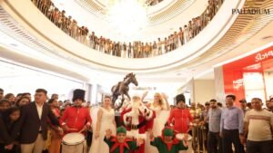 Palladium Ahmedabad, The Luxury Mall of Gujarat, transforms into a Winter Wonderland, Sparkling with Festive Joy in Spectacular Santa Parade